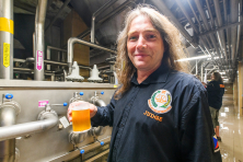 Předání certifikátu 12. ročníku První pivní extraligy (PPE), který bude udělen lahvovému ležáku Pilsner Urquell. PPE je občanské sdružení, které se od roku 2010 zabývá odbornými anonymními degustacemi a propagací kvality a rozmanitosti na českém pivním trhu, 28. července 2021 v Plzni